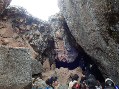 Q'Inqu - Holy Place.